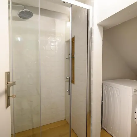 アパート The Corfiot ' Center '